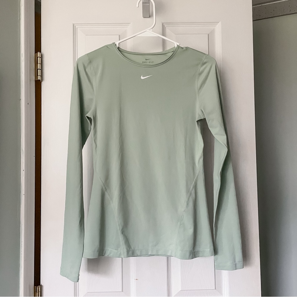 Nike long sleeve tech shirt